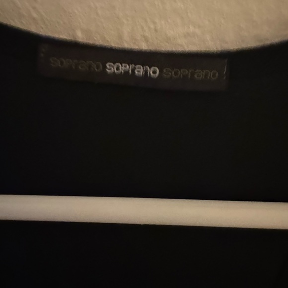 *NWOT* Sopranos Black Chiffon Tank Med - Picture 3 of 3